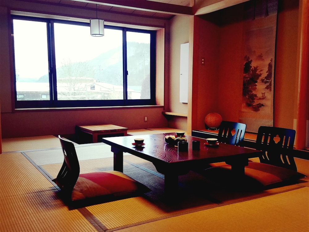 旅館やまかの湯 松本・軽井沢