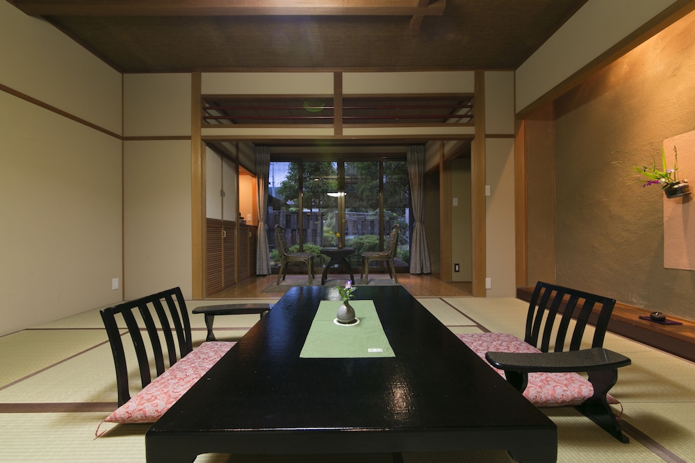 石苔亭いしだ 松本・軽井沢