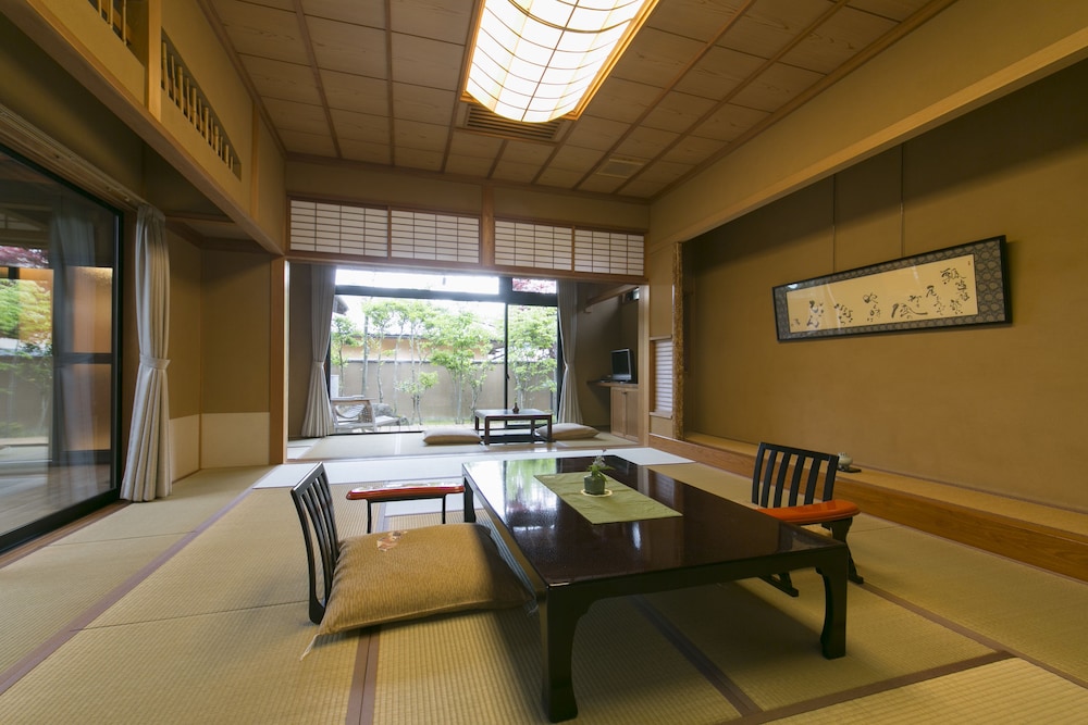 石苔亭いしだ 松本・軽井沢