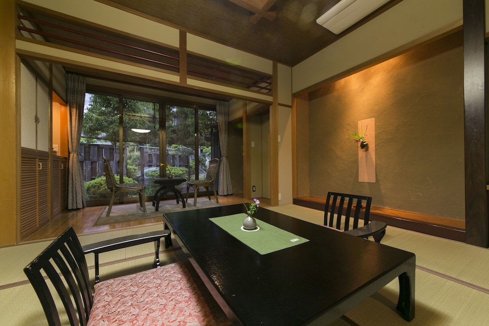 石苔亭いしだ 松本・軽井沢