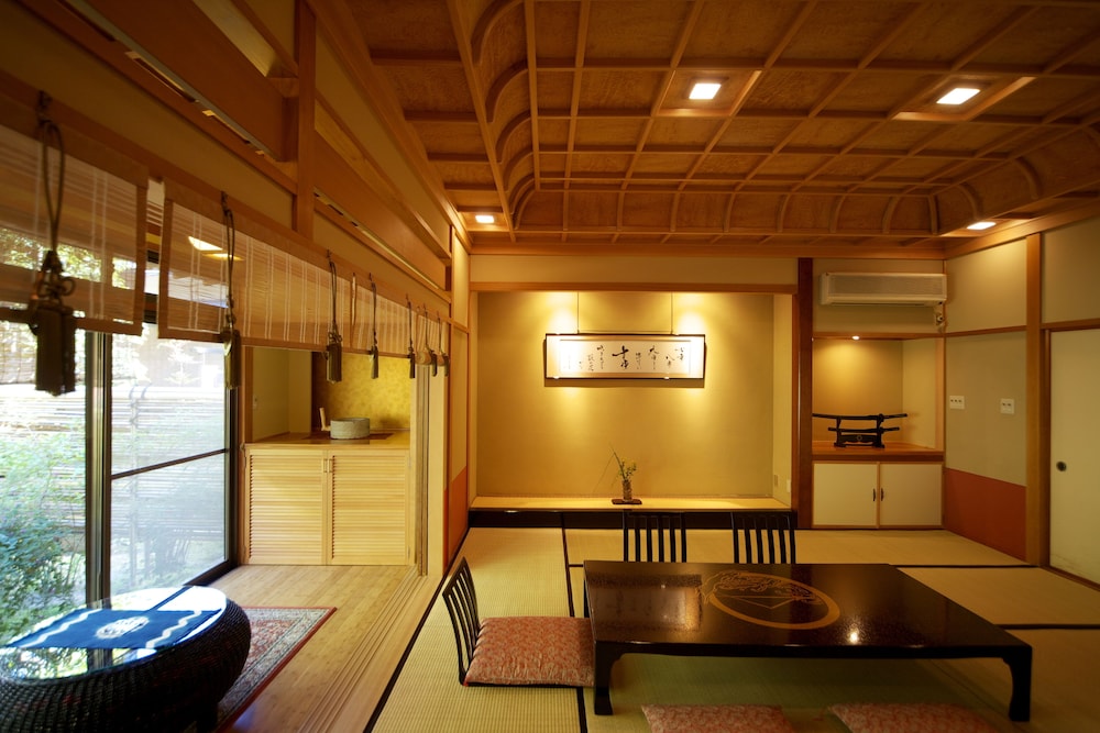 石苔亭いしだ 松本・軽井沢