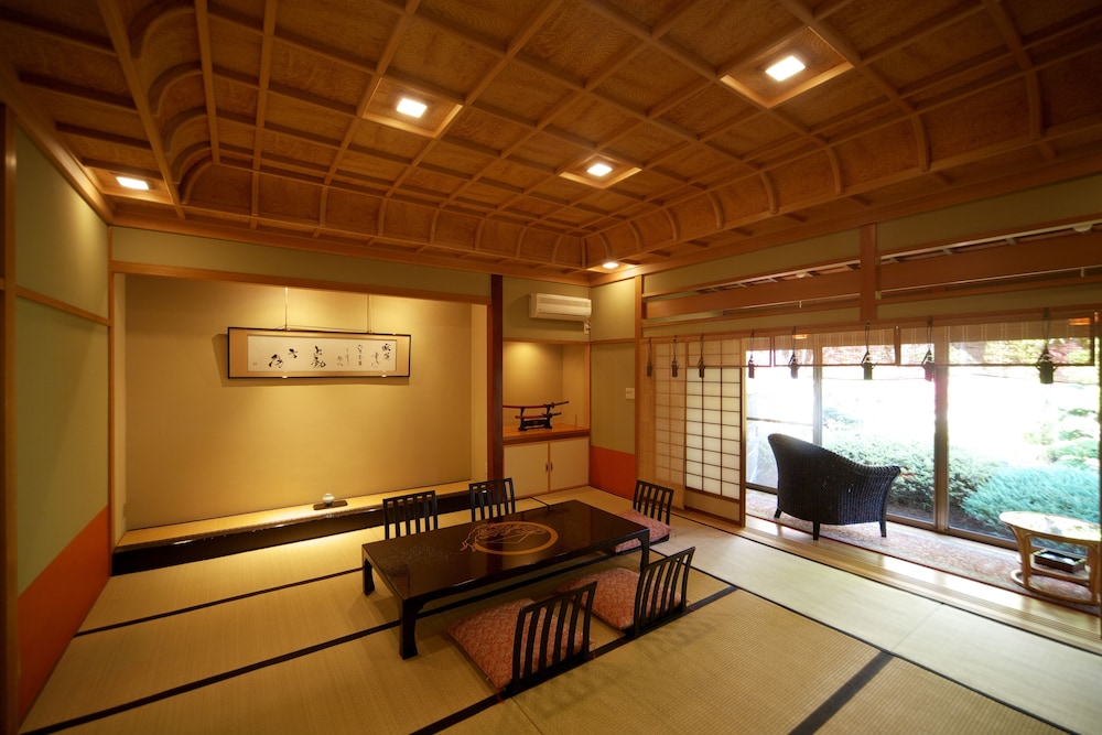 石苔亭いしだ 松本・軽井沢