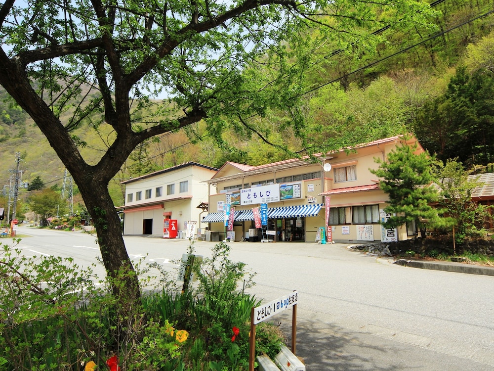 ゲストハウス ともしび 松本・軽井沢