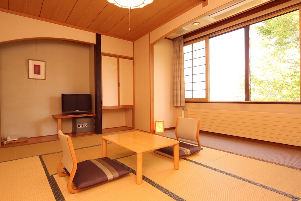 白馬ホテル扇屋 松本・軽井沢