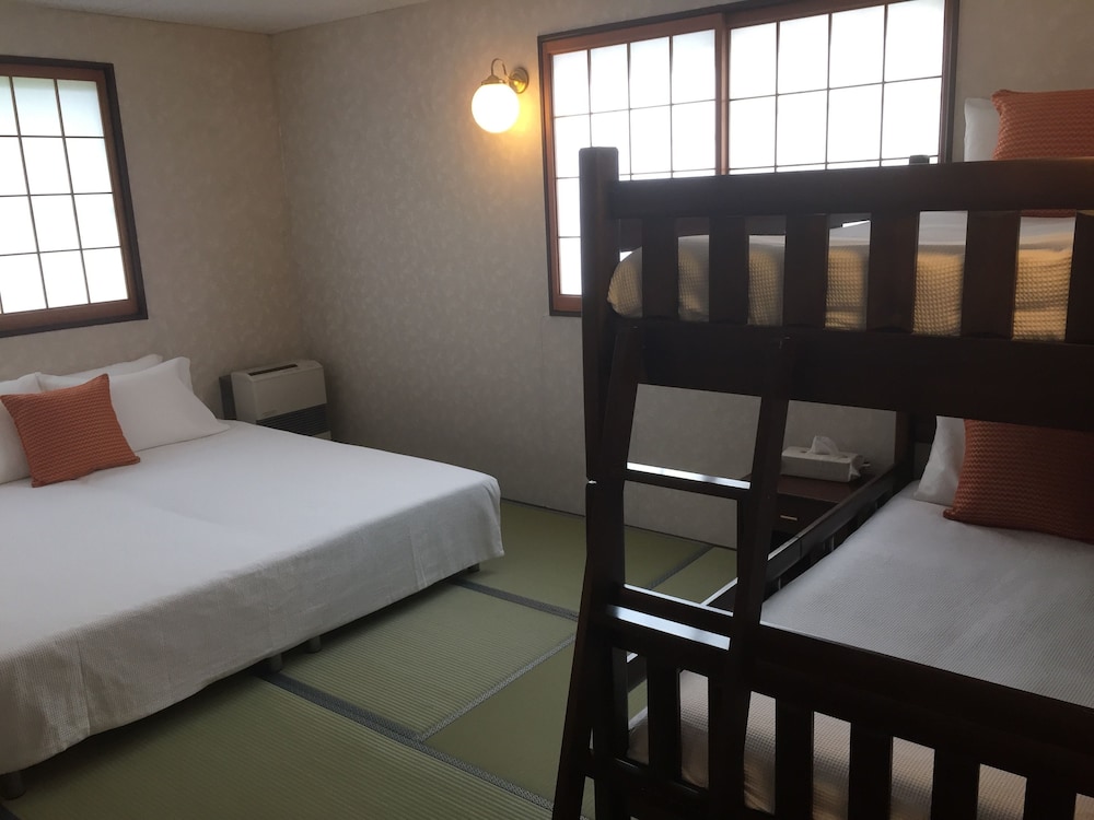 レッドドアロッジ 松本・軽井沢