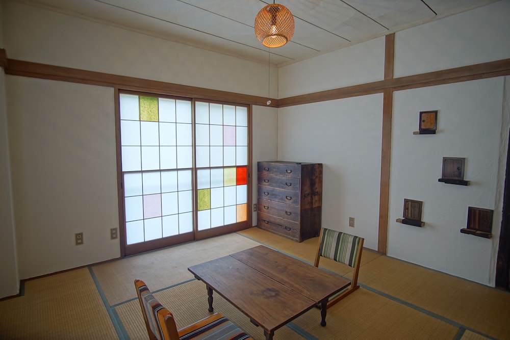 白馬駅前ゲストハウス 松本・軽井沢
