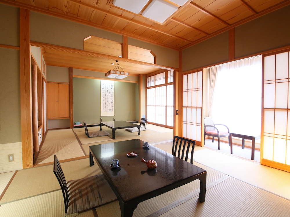 美白の湯　荻原館 松本・軽井沢