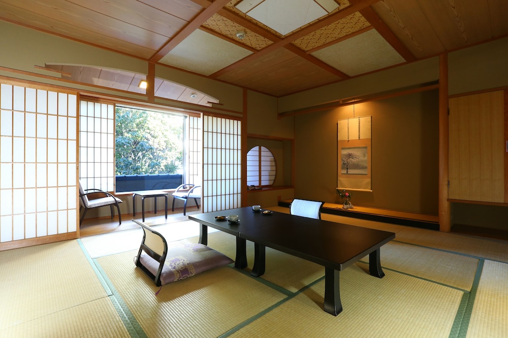 クラブウィンダム千曲館 長野 松本・軽井沢