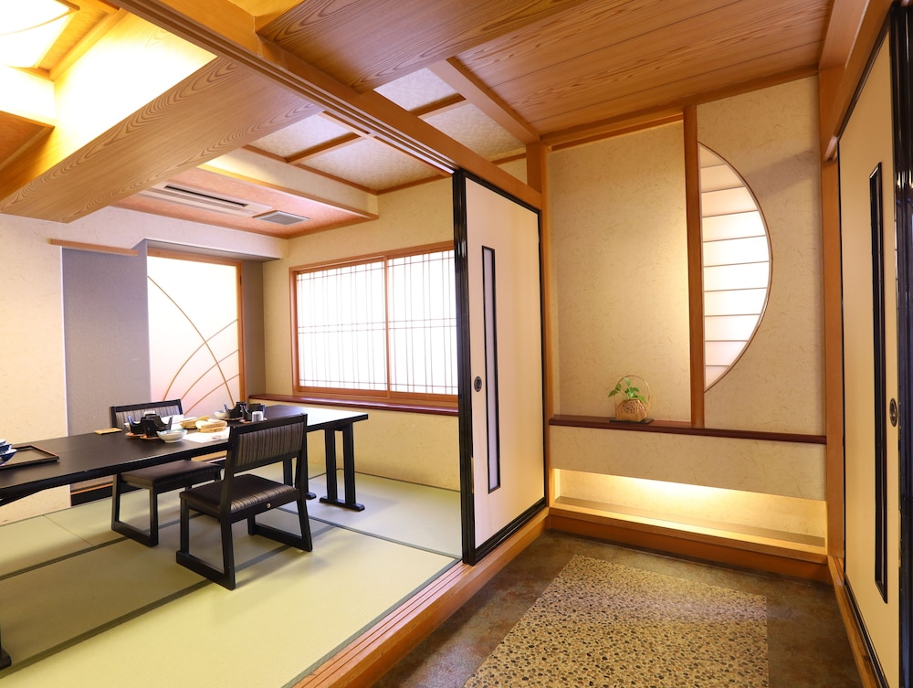 クラブウィンダム千曲館 長野 松本・軽井沢
