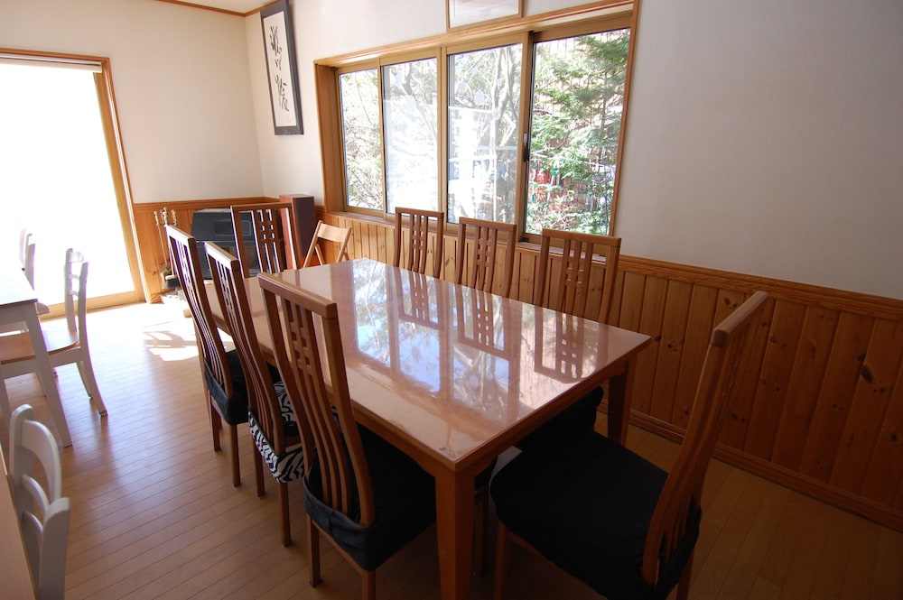 ゲストハウスシャコンヌ軽井沢 松本・軽井沢