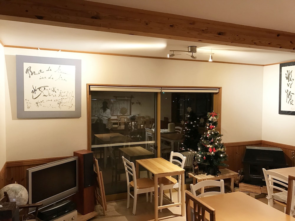 ゲストハウスシャコンヌ軽井沢 貸別荘 松本・軽井沢