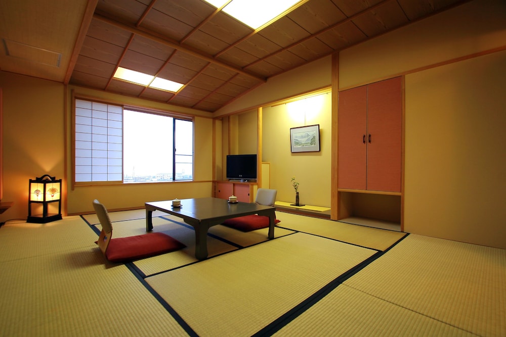 和泉荘 松本・軽井沢