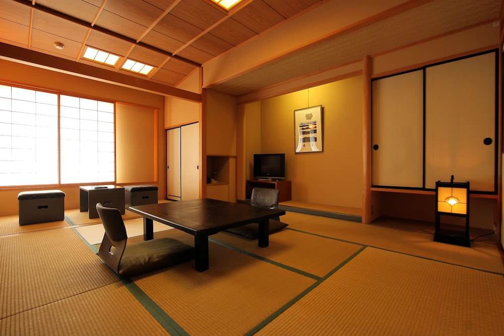 和泉荘 松本・軽井沢