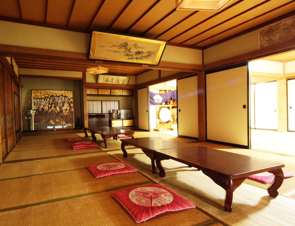 旅館 横倉 松本・軽井沢