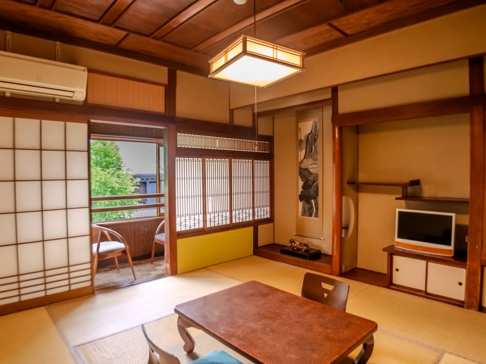 中央館 清水屋旅館 松本・軽井沢