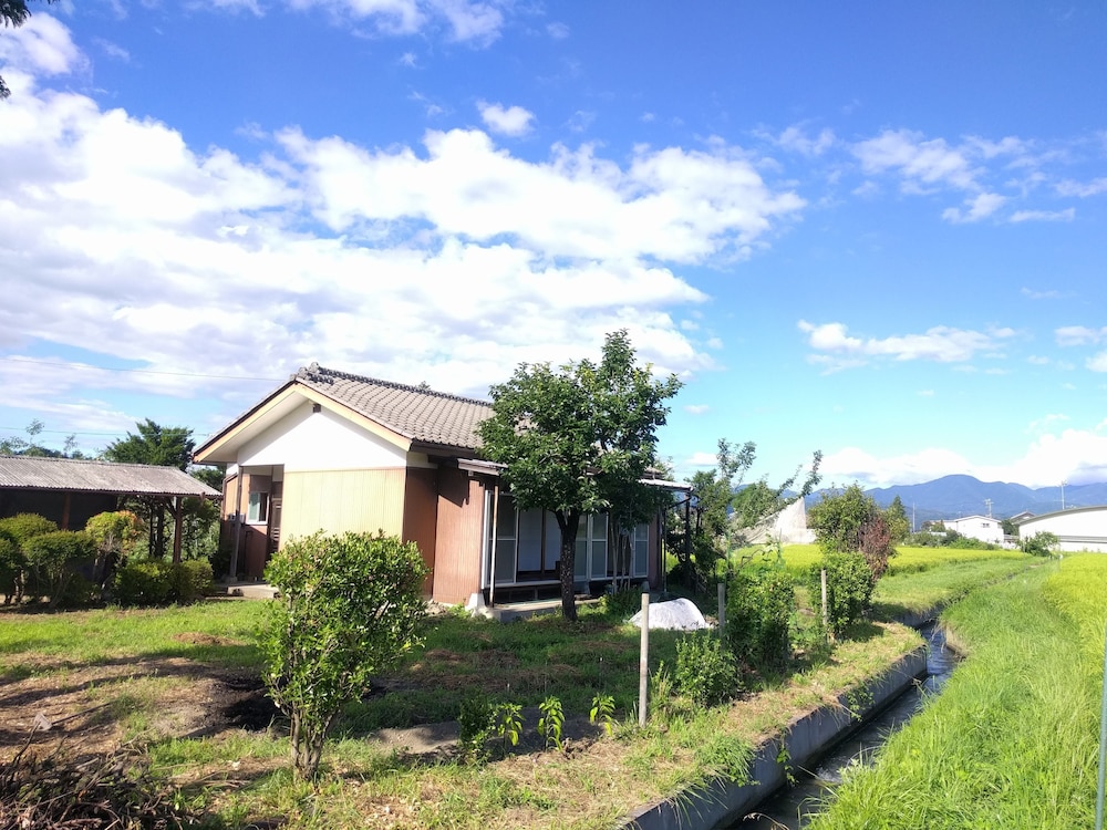 田舎の家 ともの小屋 松本・軽井沢