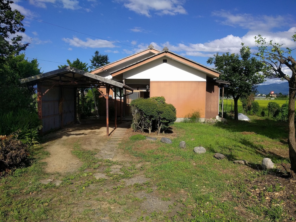 田舎の家 ともの小屋 松本・軽井沢