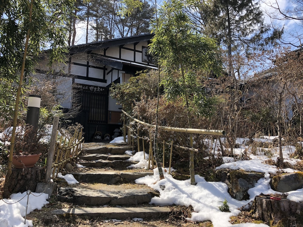 安曇野山荘 せきえい 松本・軽井沢