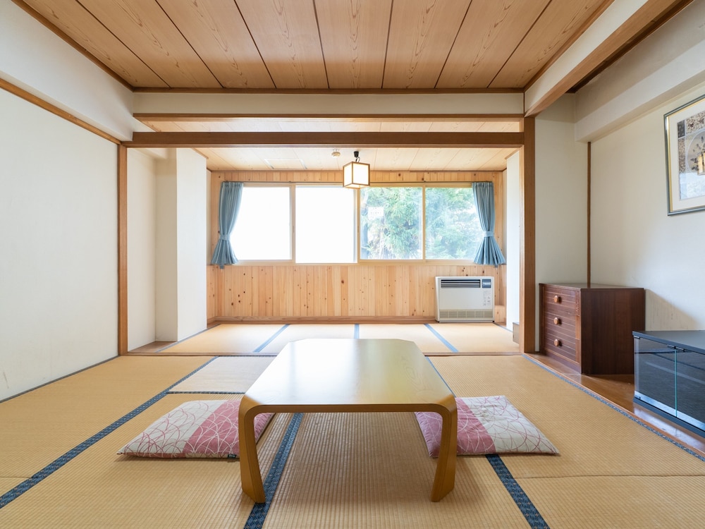 ヴィラ アルペン 松本・軽井沢