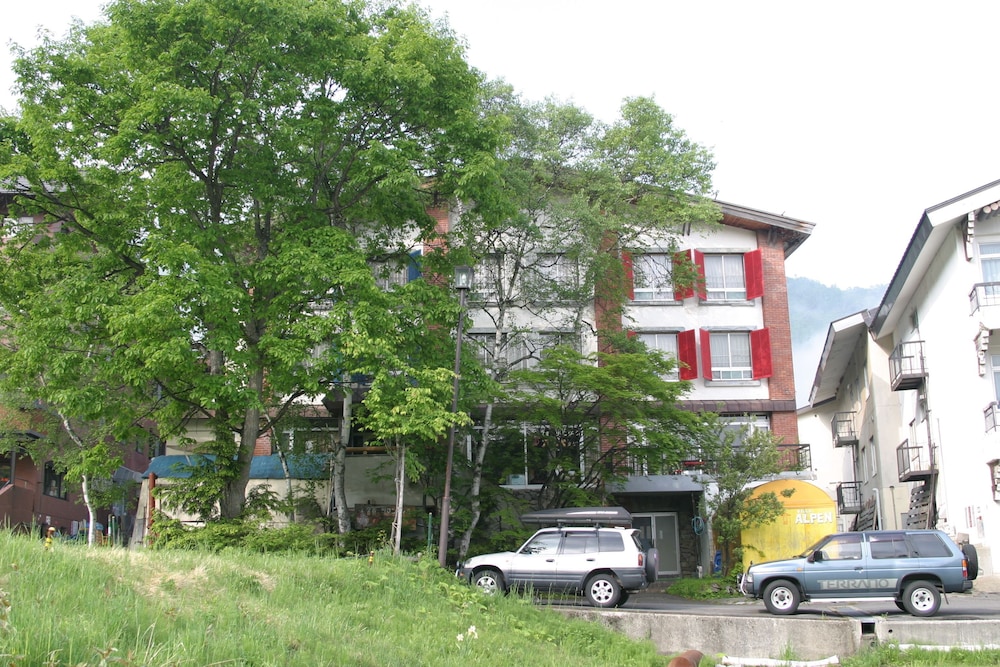 ヴィラ アルペン 松本・軽井沢