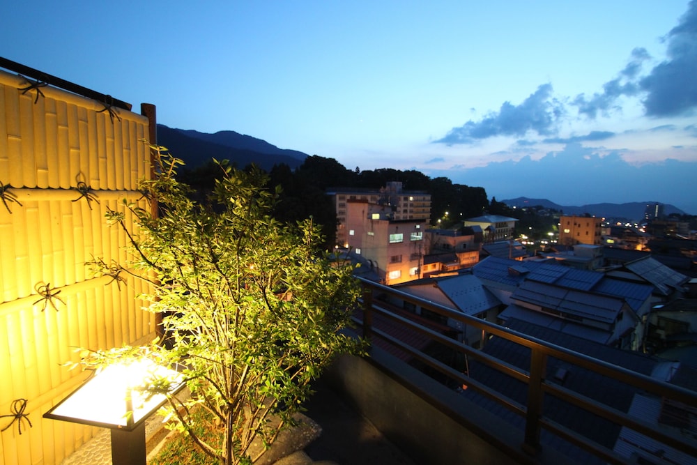 渋温泉 御宿 炭乃湯 松本・軽井沢