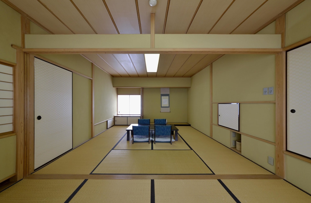 ゼン　ホステル 松本・軽井沢