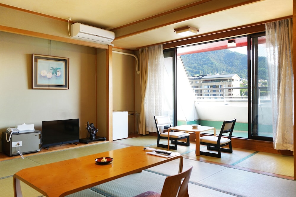 湯田中温泉 せせらぎの宿 ホテル星川館 松本・軽井沢