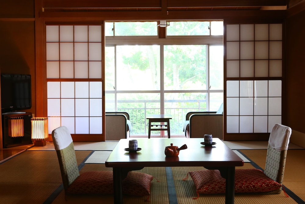 湯田中湯本 松本・軽井沢