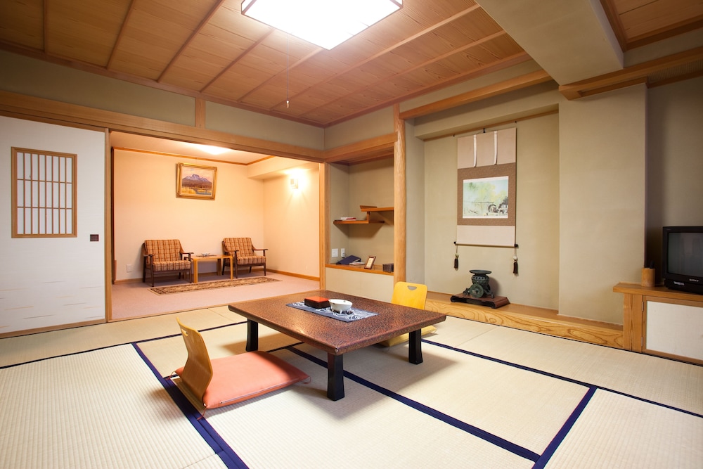 ホテル志賀サンバレー 松本・軽井沢