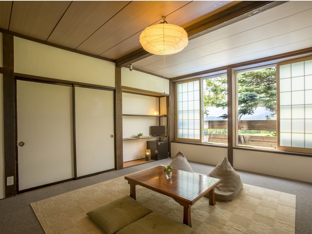 ロッヂシーハイル 松本・軽井沢
