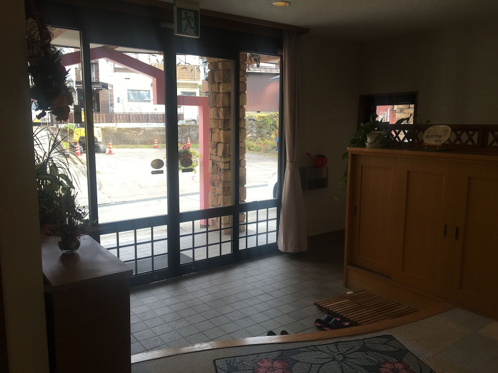 ランドハウス あぜがみ 松本・軽井沢