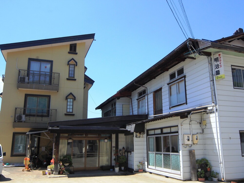 サンライズ 明治屋 松本・軽井沢
