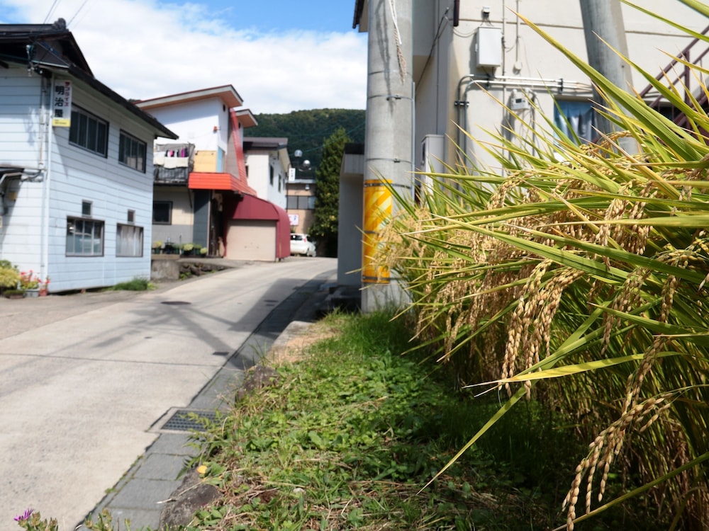 サンライズ 明治屋 松本・軽井沢