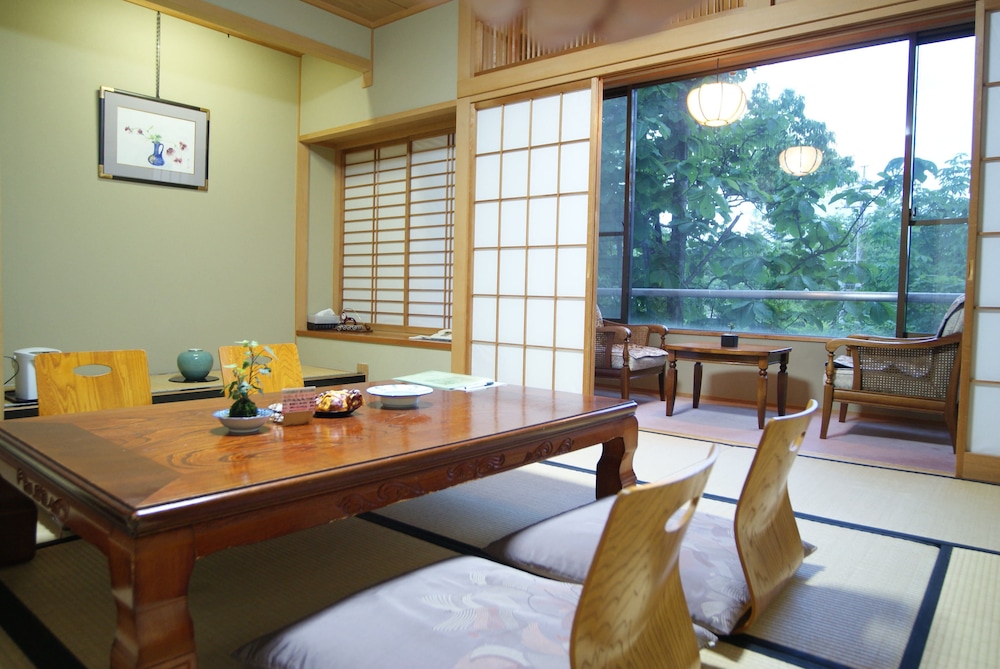 ホテルからまつ荘 松本・軽井沢