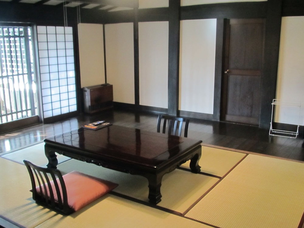 諏訪湖の森 四季亭 松本・軽井沢
