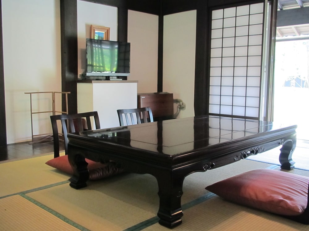 諏訪湖の森 四季亭 松本・軽井沢