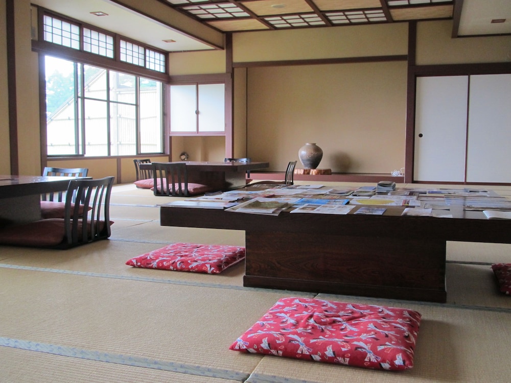 諏訪湖の森 四季亭 松本・軽井沢