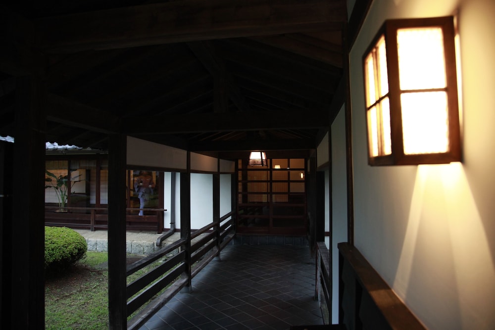 諏訪湖の森 四季亭 松本・軽井沢