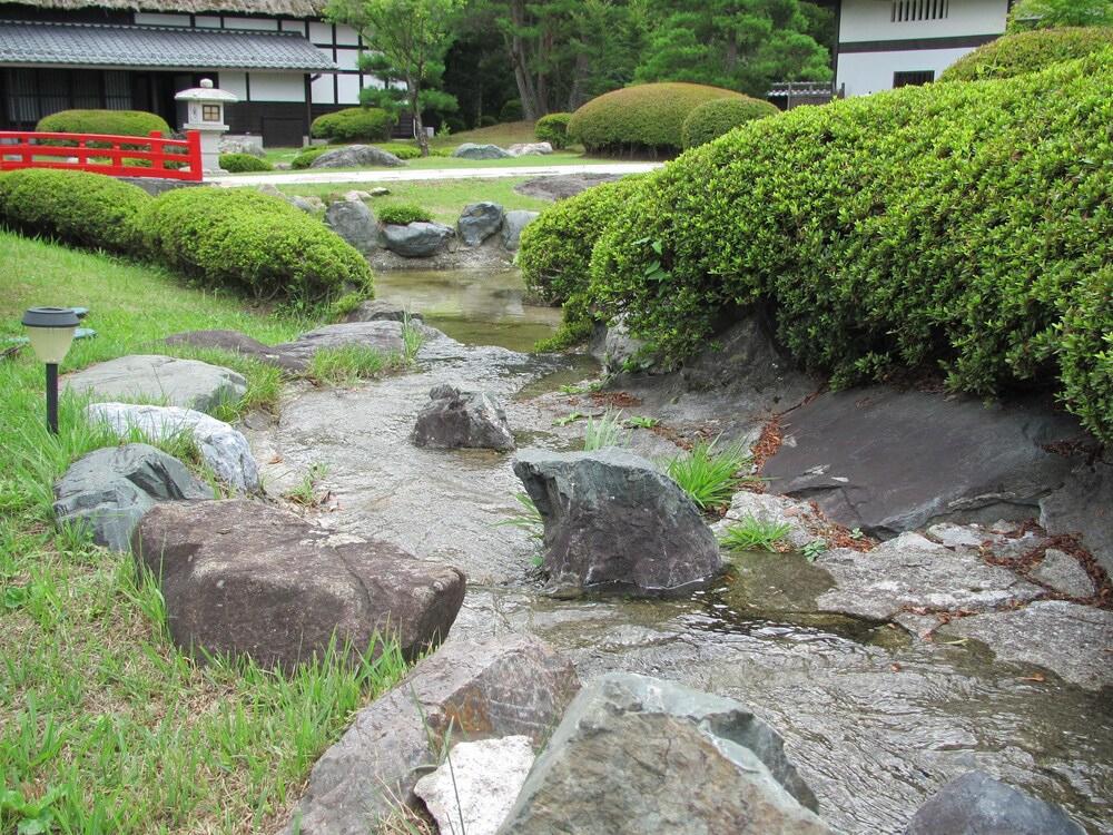 諏訪湖の森 四季亭 松本・軽井沢