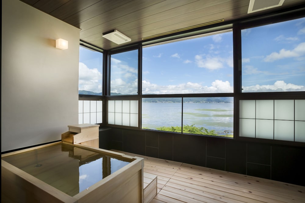 寛ぎの諏訪の湯宿 萃 SUI- 諏訪湖 松本・軽井沢
