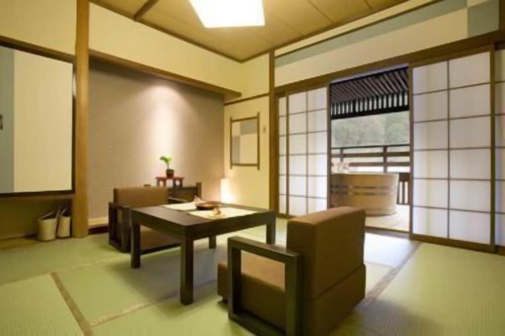 街道浪漫おん宿蔦屋 松本・軽井沢