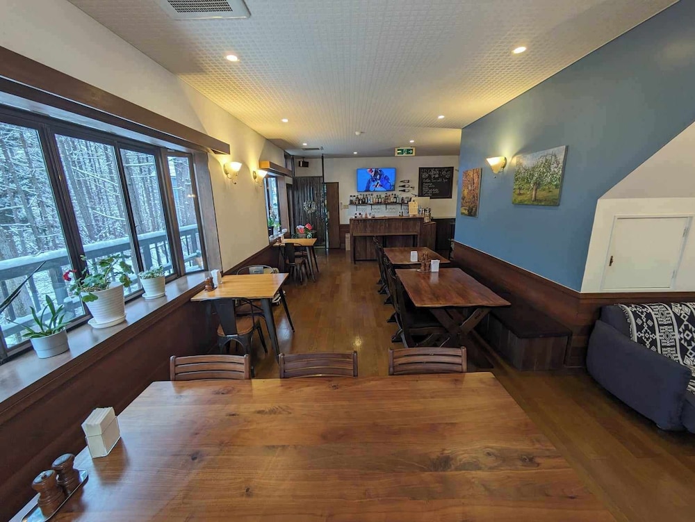 ホワイトツリーロッジ 松本・軽井沢