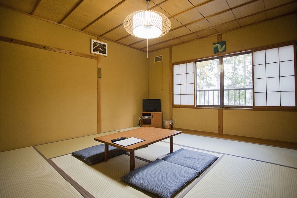 ゲストハウスLAMP 松本・軽井沢