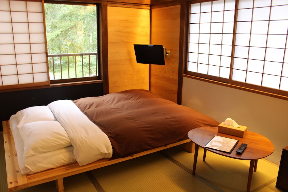 ゲストハウスLAMP 松本・軽井沢
