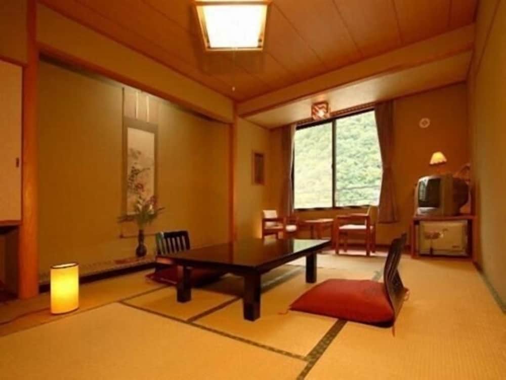 望山亭 ことぶき 松本・軽井沢