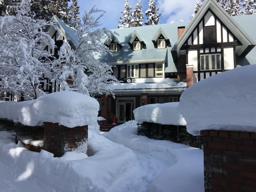36 DEGREES NORTH, LODGE HAKUBA JAPAN 松本・軽井沢