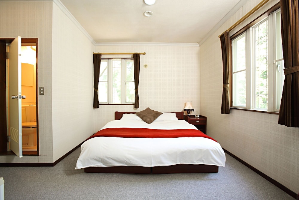 36 DEGREES NORTH, LODGE HAKUBA JAPAN 松本・軽井沢