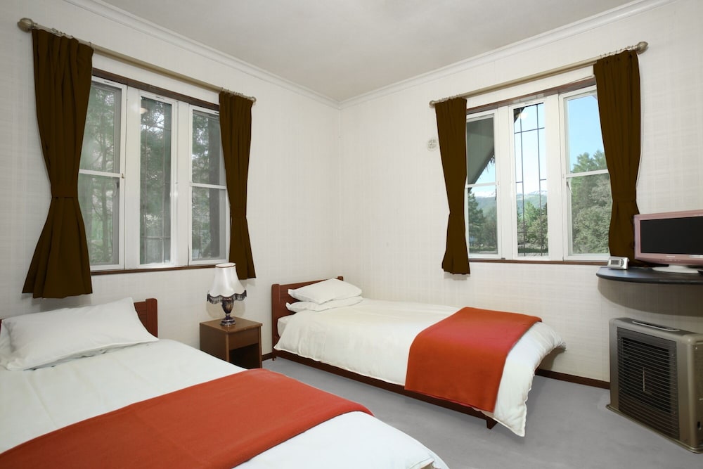 36 DEGREES NORTH, LODGE HAKUBA JAPAN 松本・軽井沢