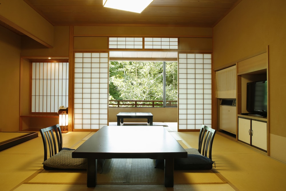 たてしな藍 松本・軽井沢