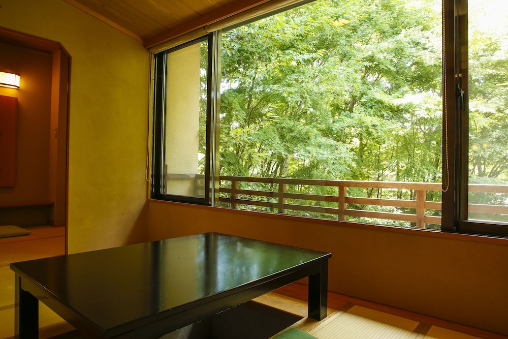 たてしな藍 松本・軽井沢